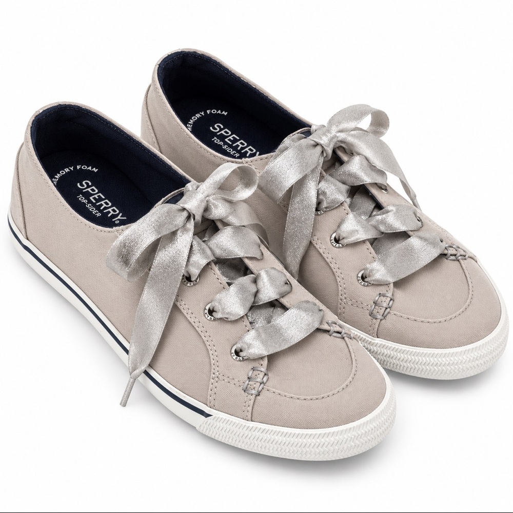 NWOT Sperry Crest Vibe Gray Canvas Silver Sparkle Ribbon Lace Sneakers